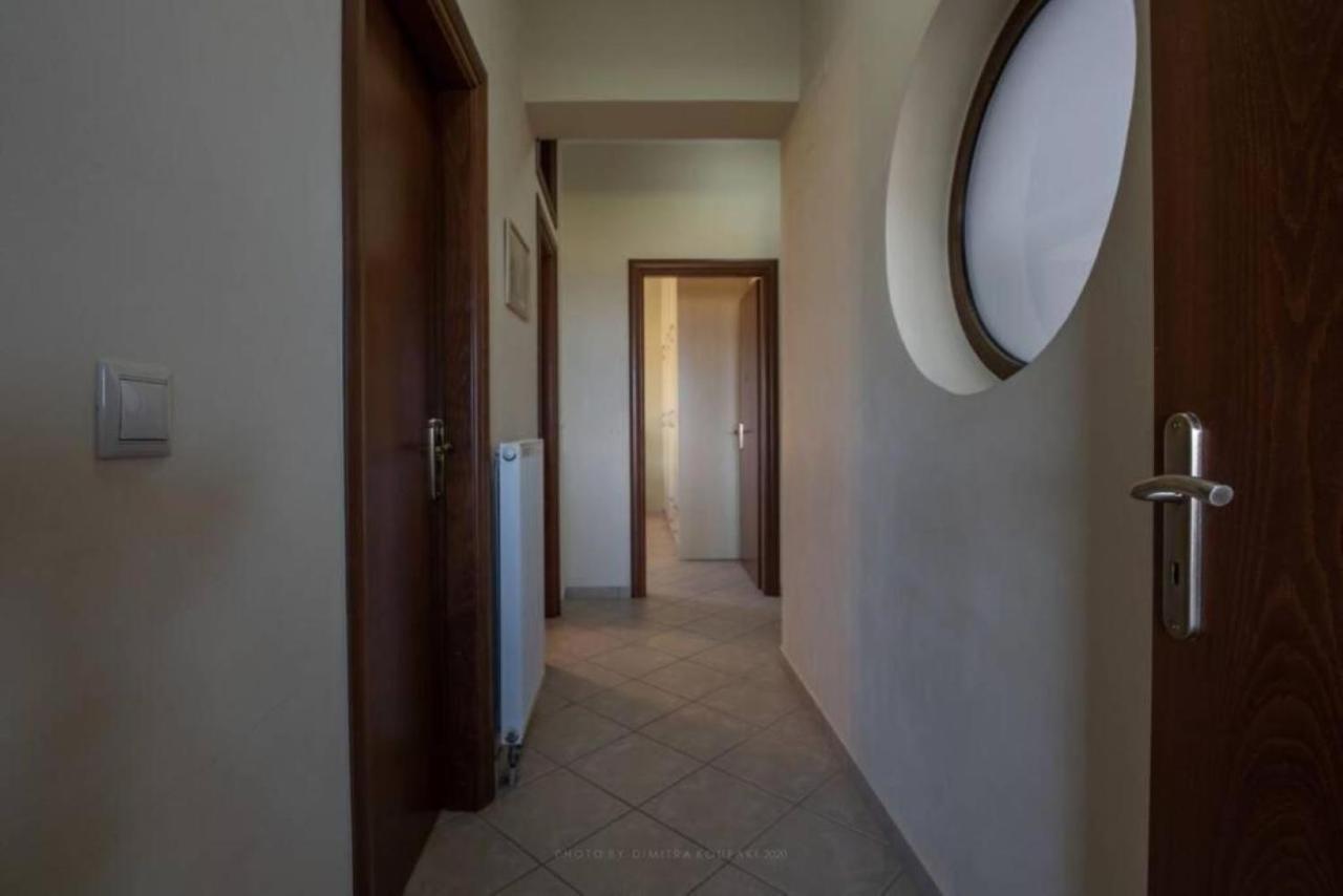 Appartement Terpsis House à Kíssamos Extérieur photo